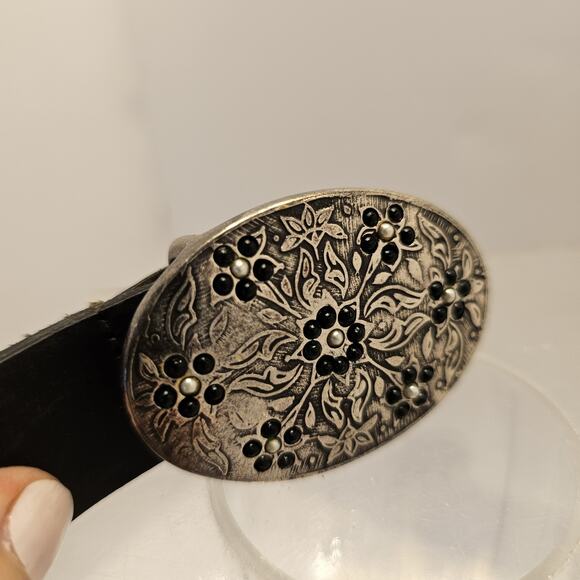 Black Leather Belt with Silver Buckle - Picture 2 of 8